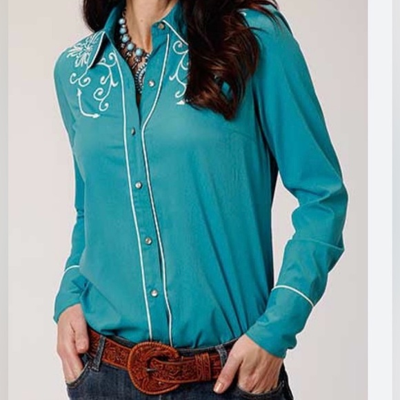 Roper Tops - NWOT Roper Sz S Turquoise w/ white trim Women’s Western Shirt